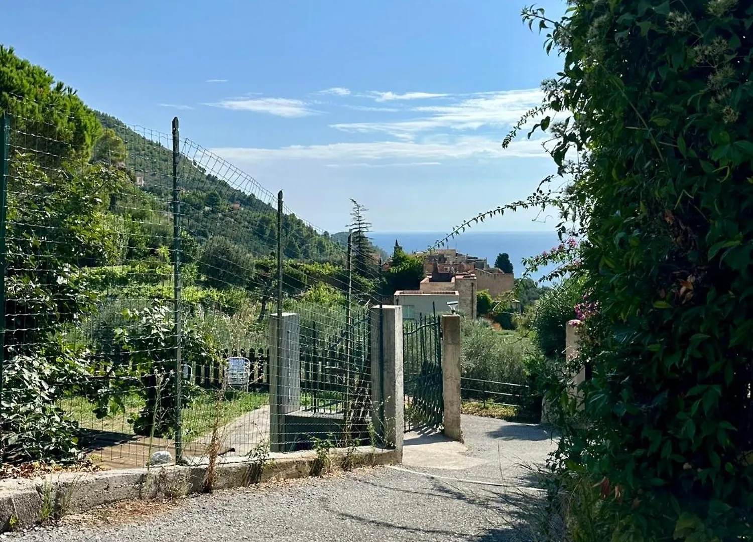 Hostdomus - Varigotti Suite 0*,