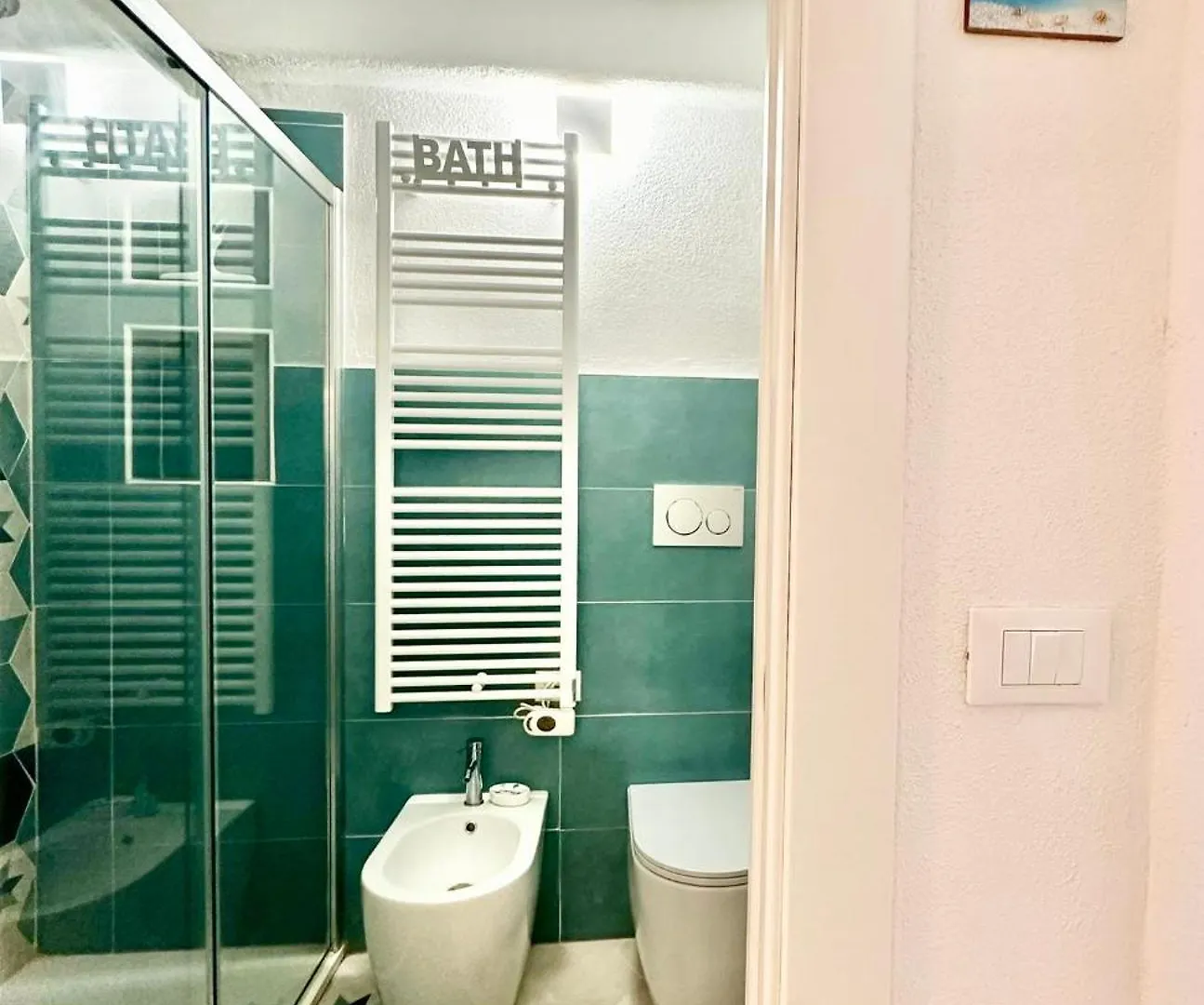 Hostdomus - Varigotti Suite 0*,